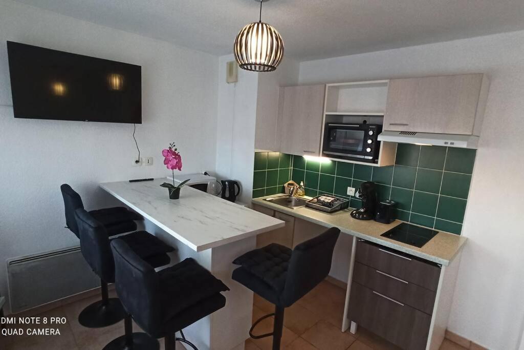 Appartement Face A La Gare Annemasse Exterior foto