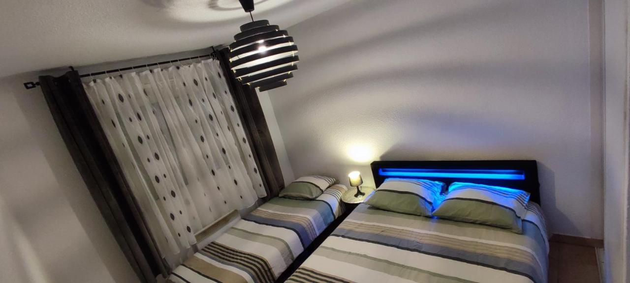 Appartement Face A La Gare Annemasse Exterior foto